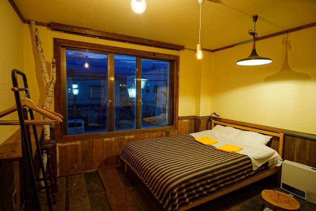 Hakuba Station Guesthouse En Exterior photo