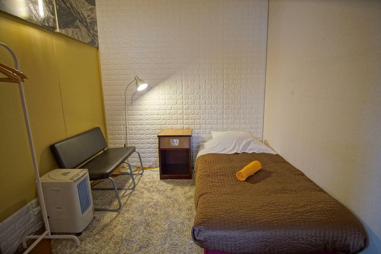Hakuba Station Guesthouse En Exterior photo