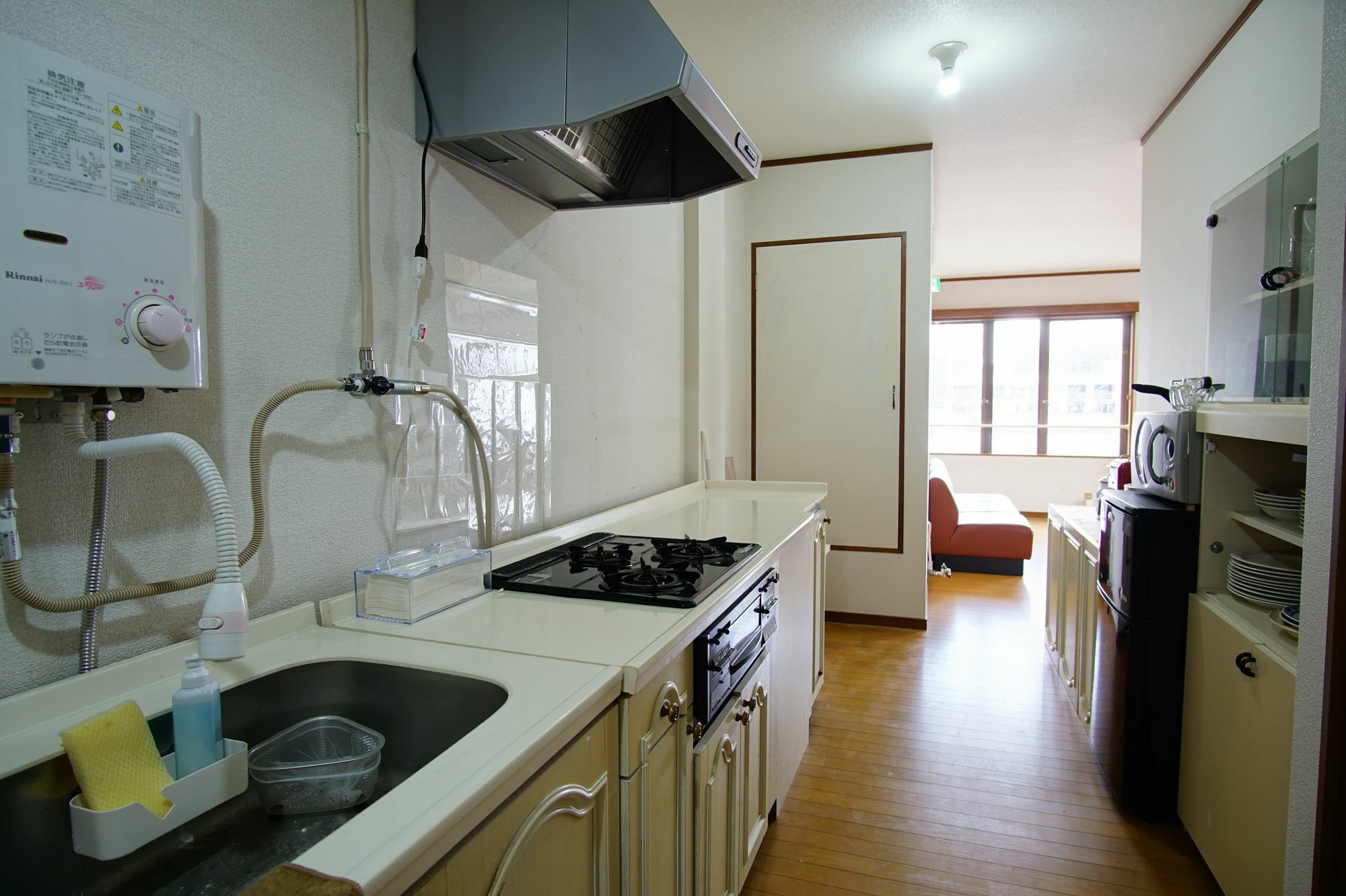 Hakuba Station Guesthouse En Exterior photo