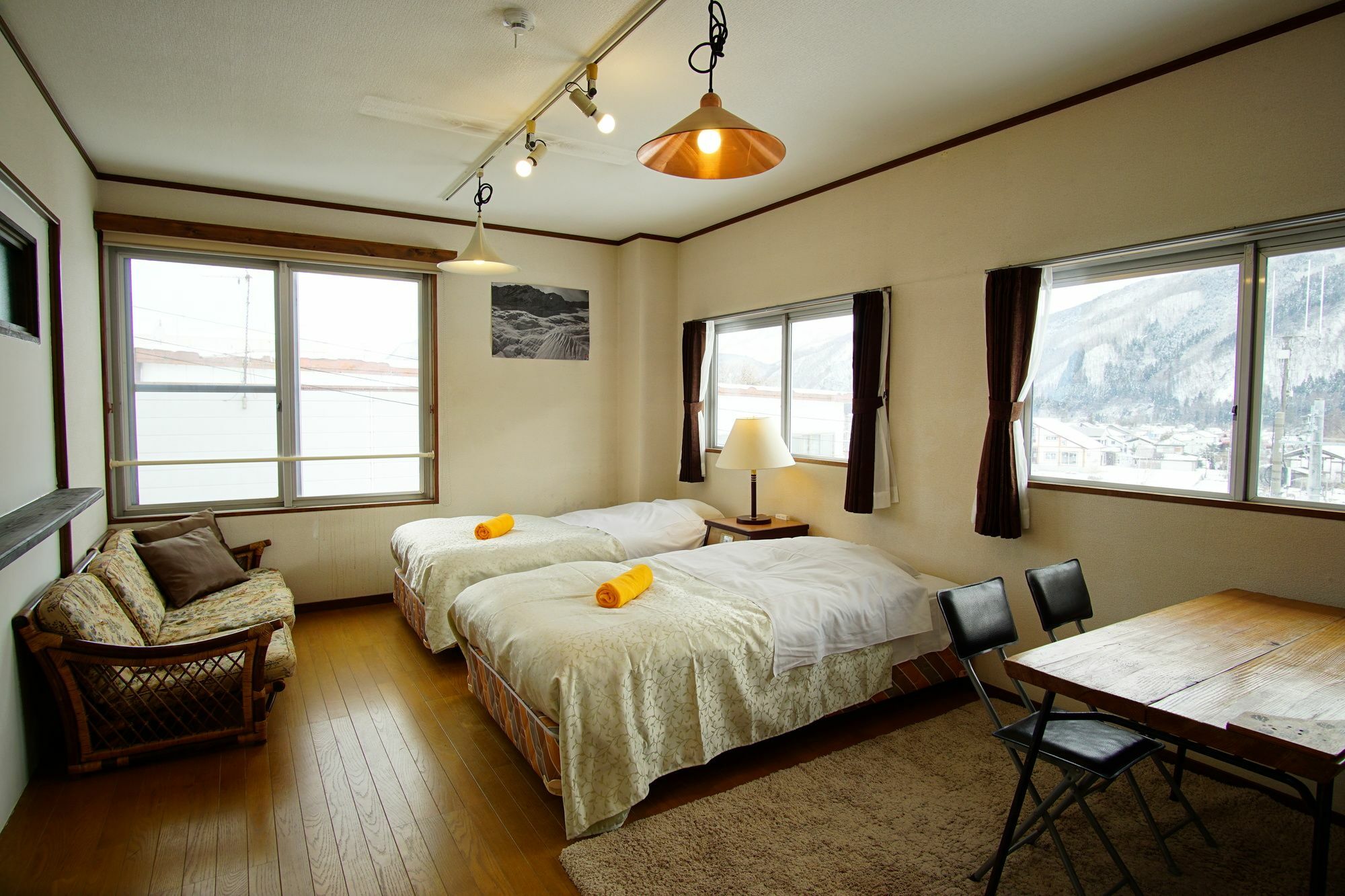 Hakuba Station Guesthouse En Exterior photo